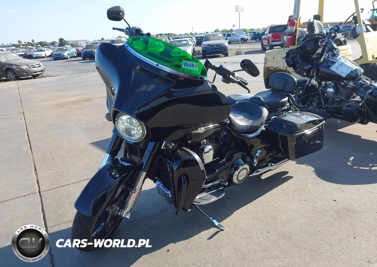 2015 Harley-Davidson Flhxse Cvo Street Glide VIN:1HD1PXN32FB961724 - 2