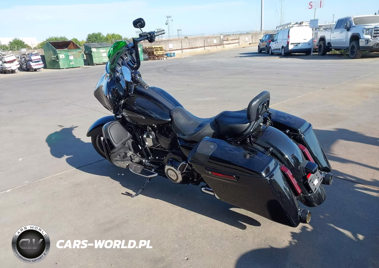 2015 Harley-Davidson Flhxse Cvo Street Glide VIN:1HD1PXN32FB961724 - 3