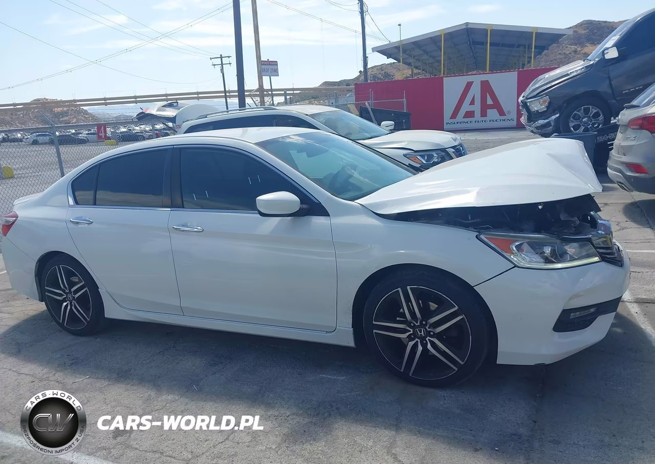 2017 Honda Accord Sport VIN:1HGCR2F56HA172316 - 13