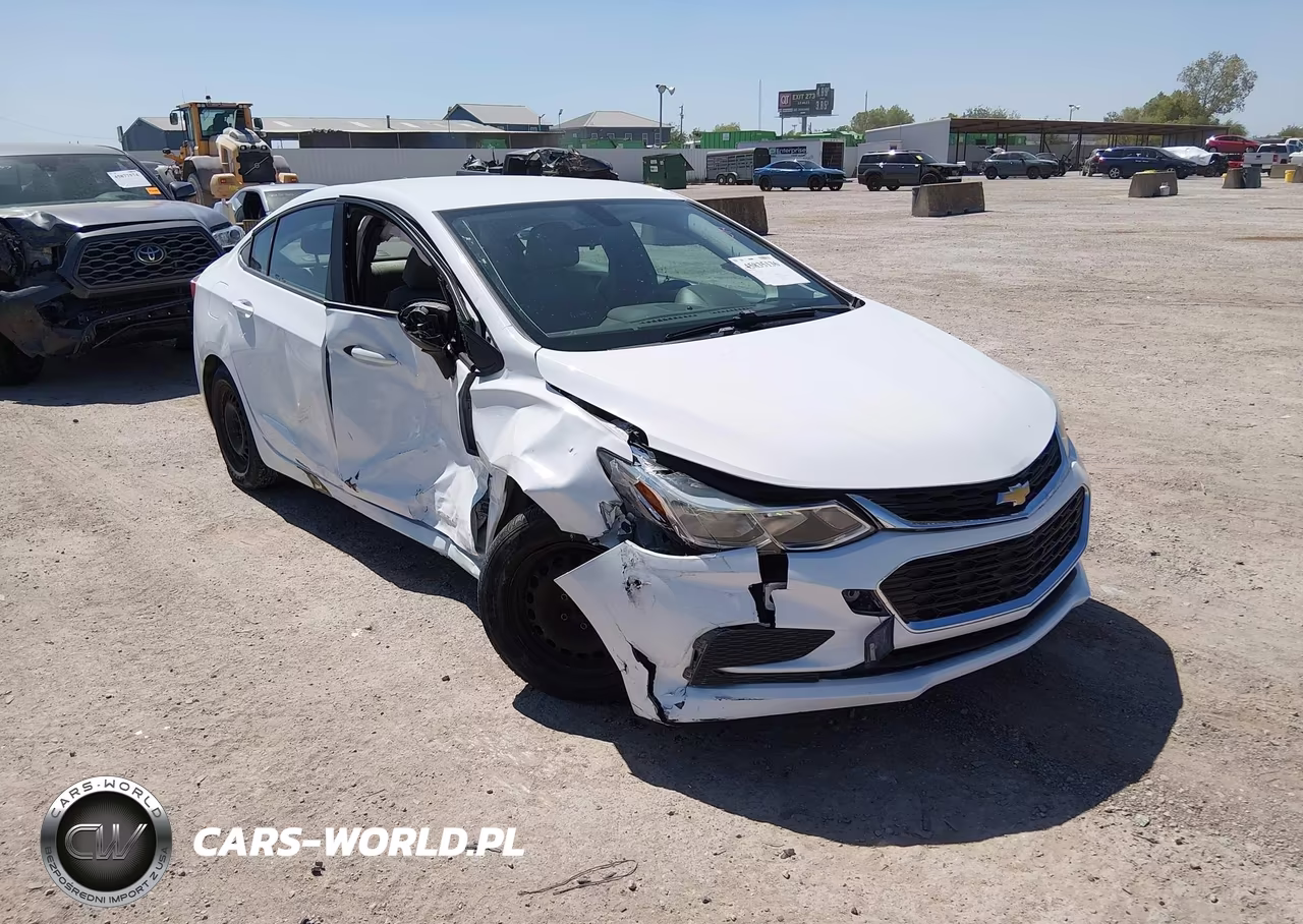 2018 Chevrolet Cruze Ls Auto – zdjęcie 1 z 16