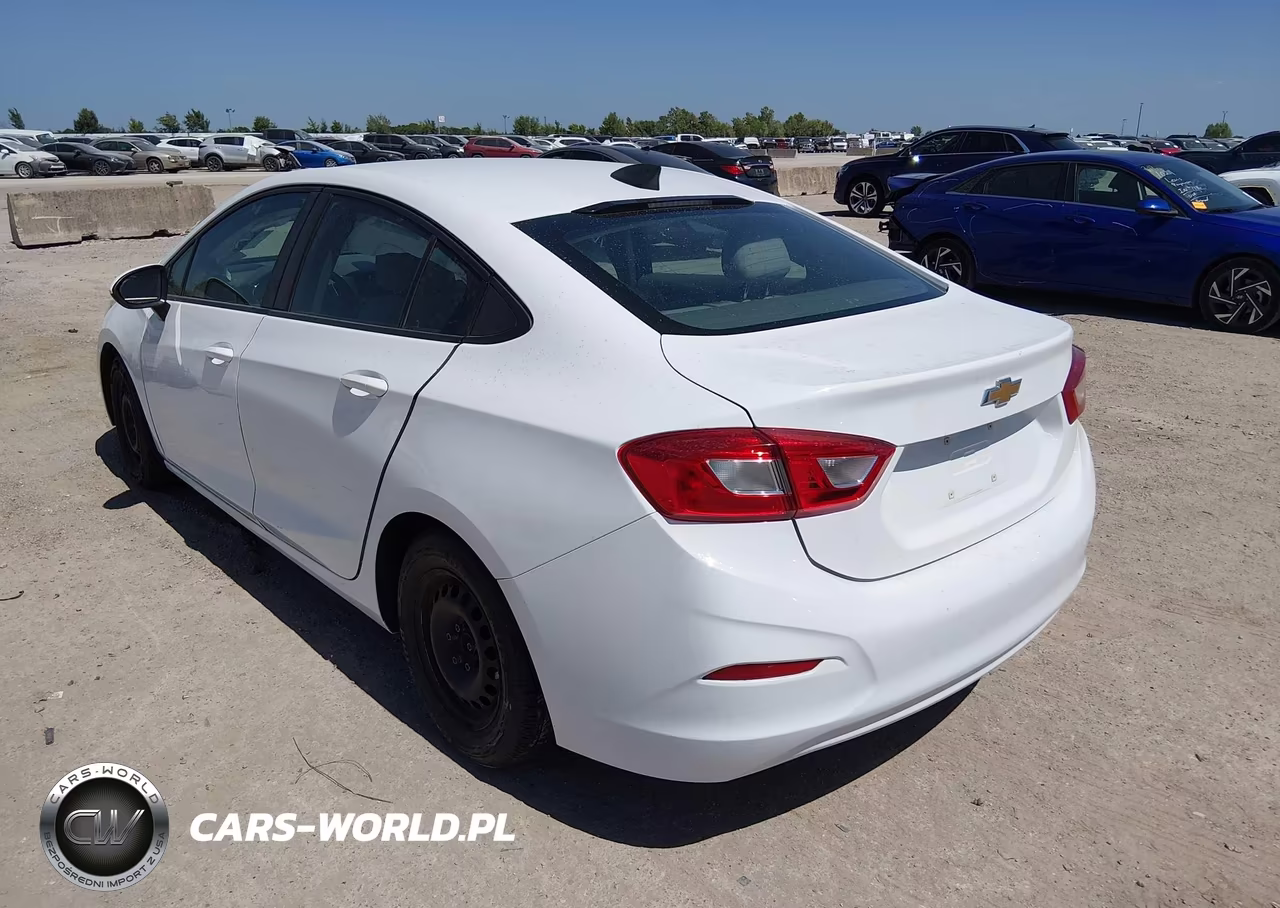 2018 Chevrolet Cruze Ls Auto VIN:1G1BC5SM9J7146332 - 3