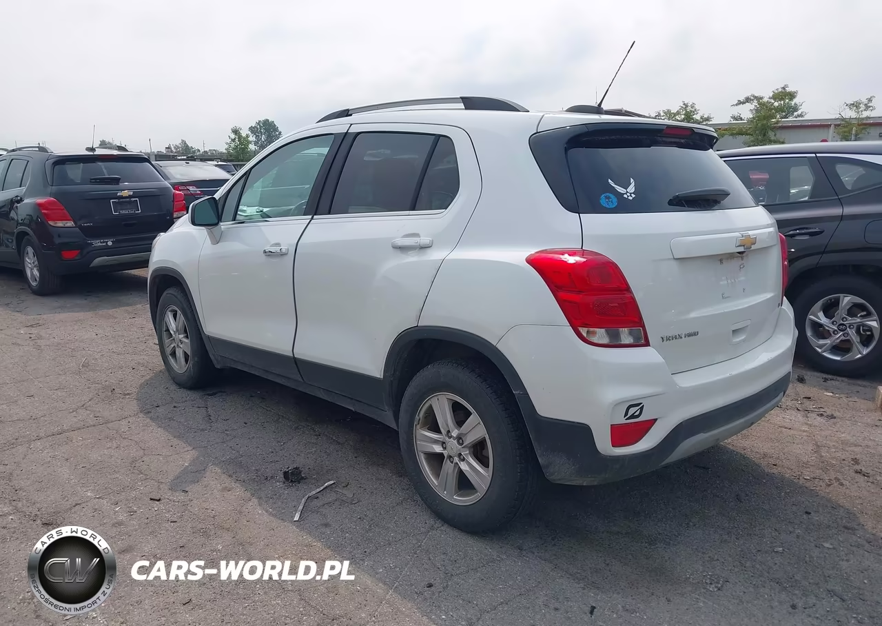 2018 Chevrolet Trax Lt VIN:KL7CJPSB0JB681250 - 3