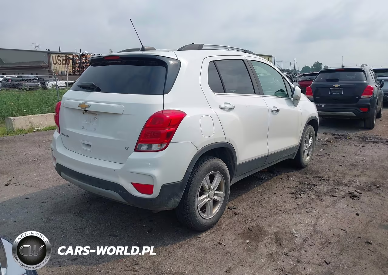 2018 Chevrolet Trax Lt VIN:KL7CJPSB0JB681250 - 4