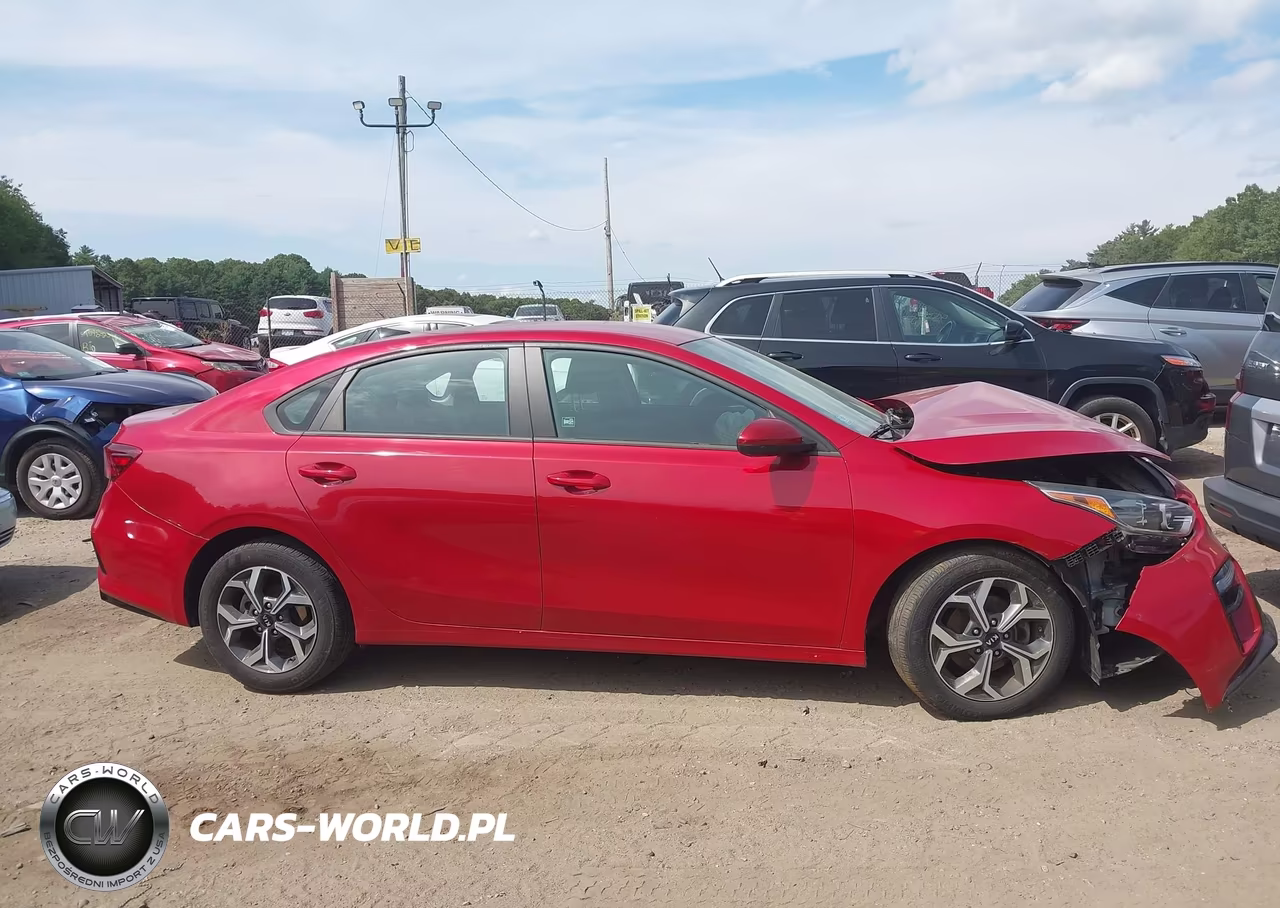 2021 Kia Forte Lxs VIN:3KPF24AD6ME284776 - 13