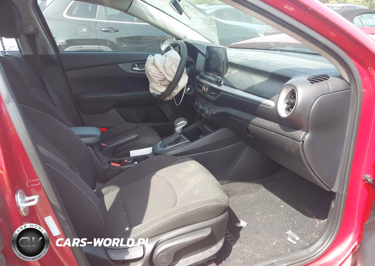 2021 Kia Forte Lxs VIN:3KPF24AD6ME284776 - 5