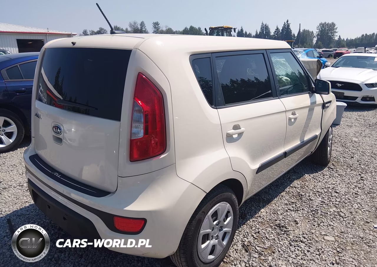 2012 Kia Soul VIN:KNDJT2A53C7448861 - 4