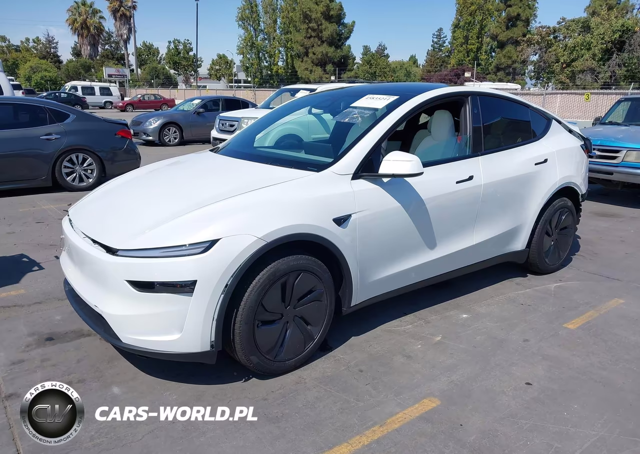 2026 Tesla Model Y Premium Rear-Wheel Drive-Rear-Wheel Drive VIN:7SAYGDED4TF632882 - 2
