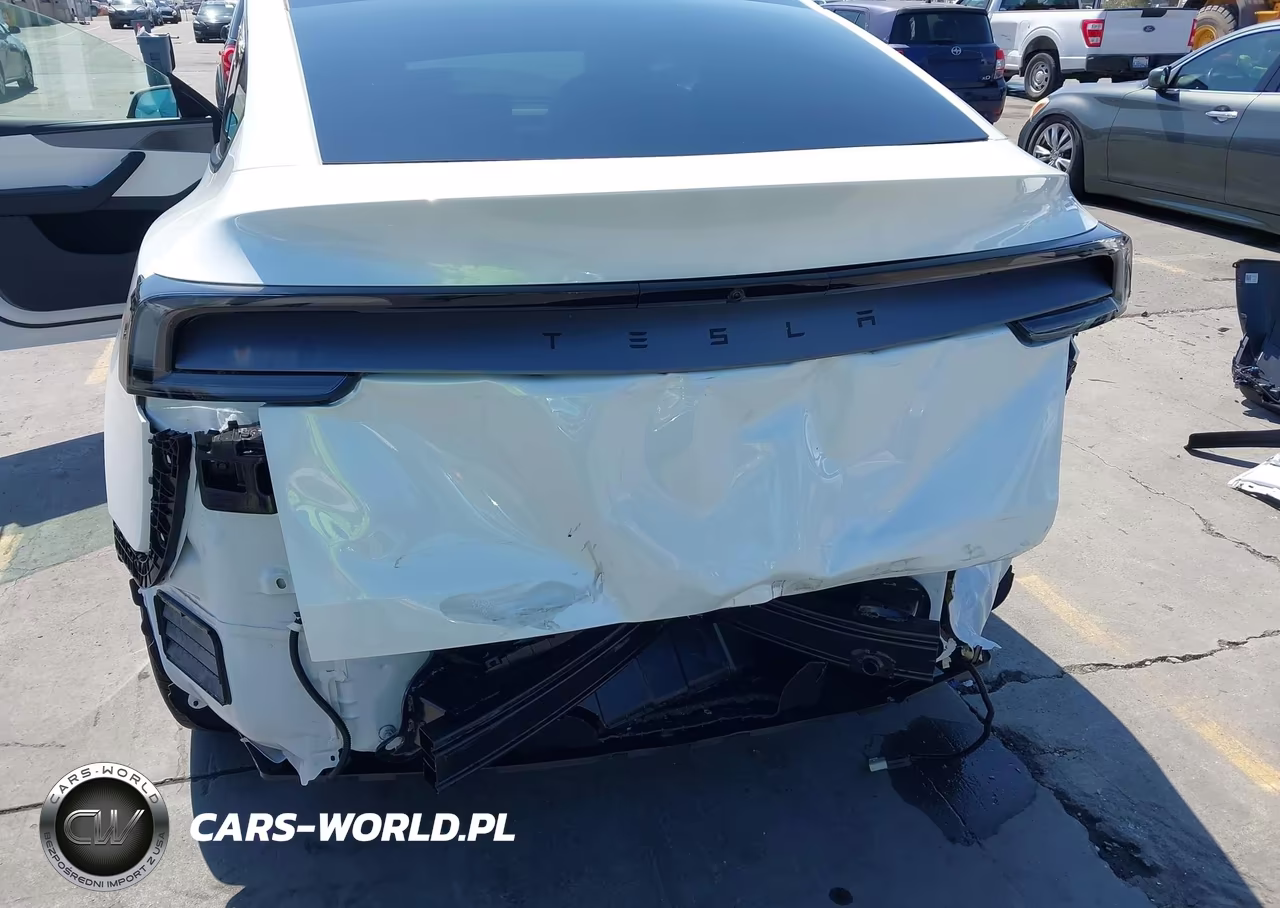 2026 Tesla Model Y Premium Rear-Wheel Drive-Rear-Wheel Drive VIN:7SAYGDED4TF632882 - 6
