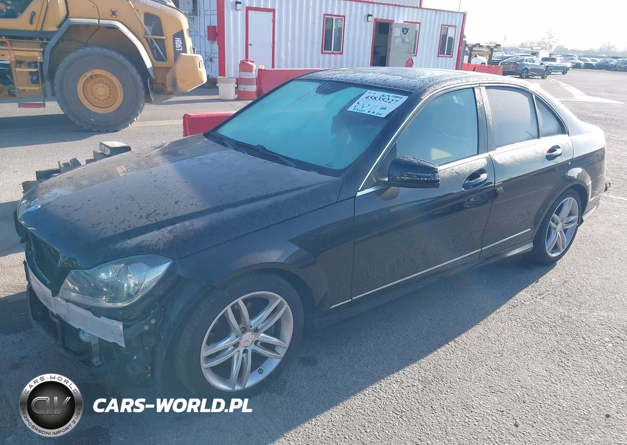 2013 Mercedes-Benz C 250 Sport VIN:WDDGF4HB9DA767703 - 2