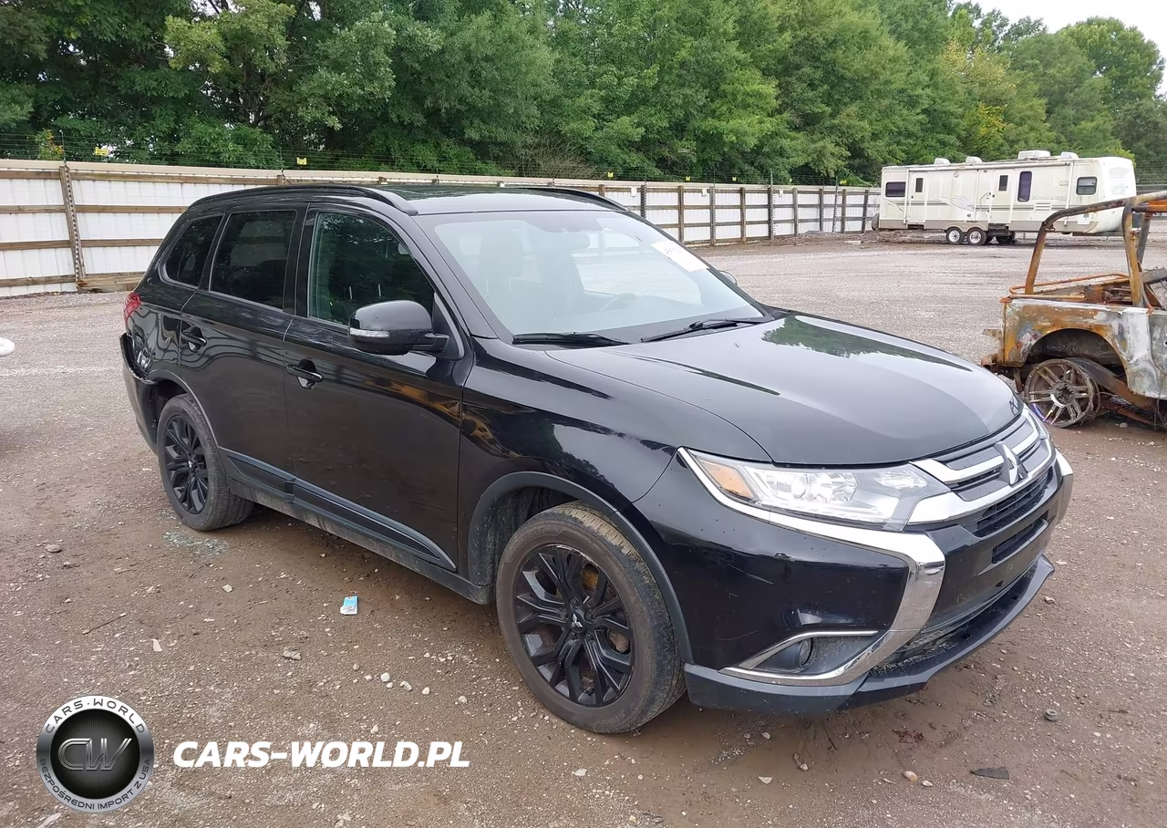 2018 Mitsubishi Outlander Le – zdjęcie 1 z 16