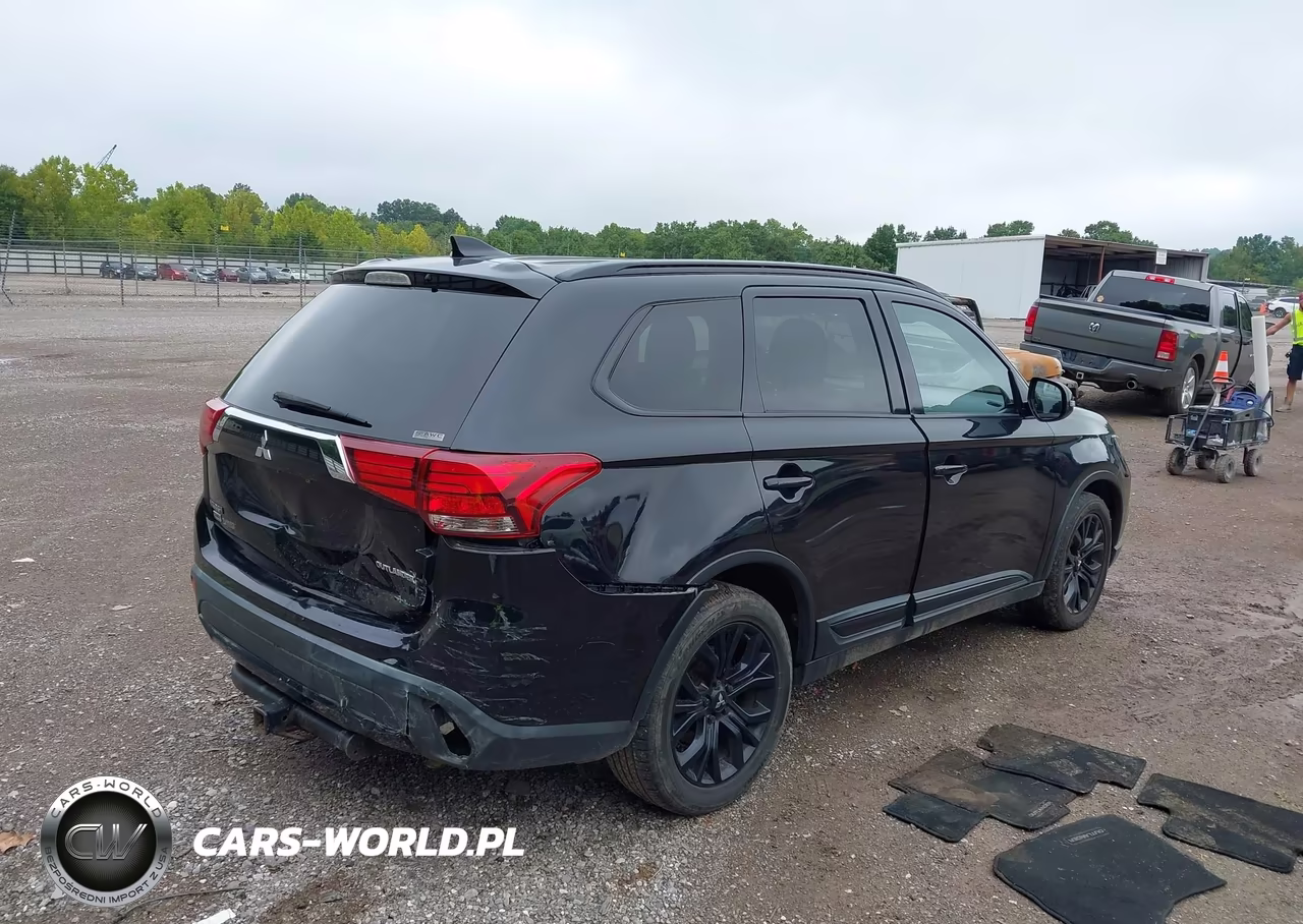 2018 Mitsubishi Outlander Le VIN:JA4AZ3A38JZ019505 - 4
