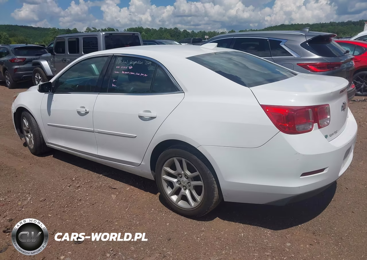 2015 Chevrolet Malibu 1Lt VIN:1G11C5SL5FF187329 - 3