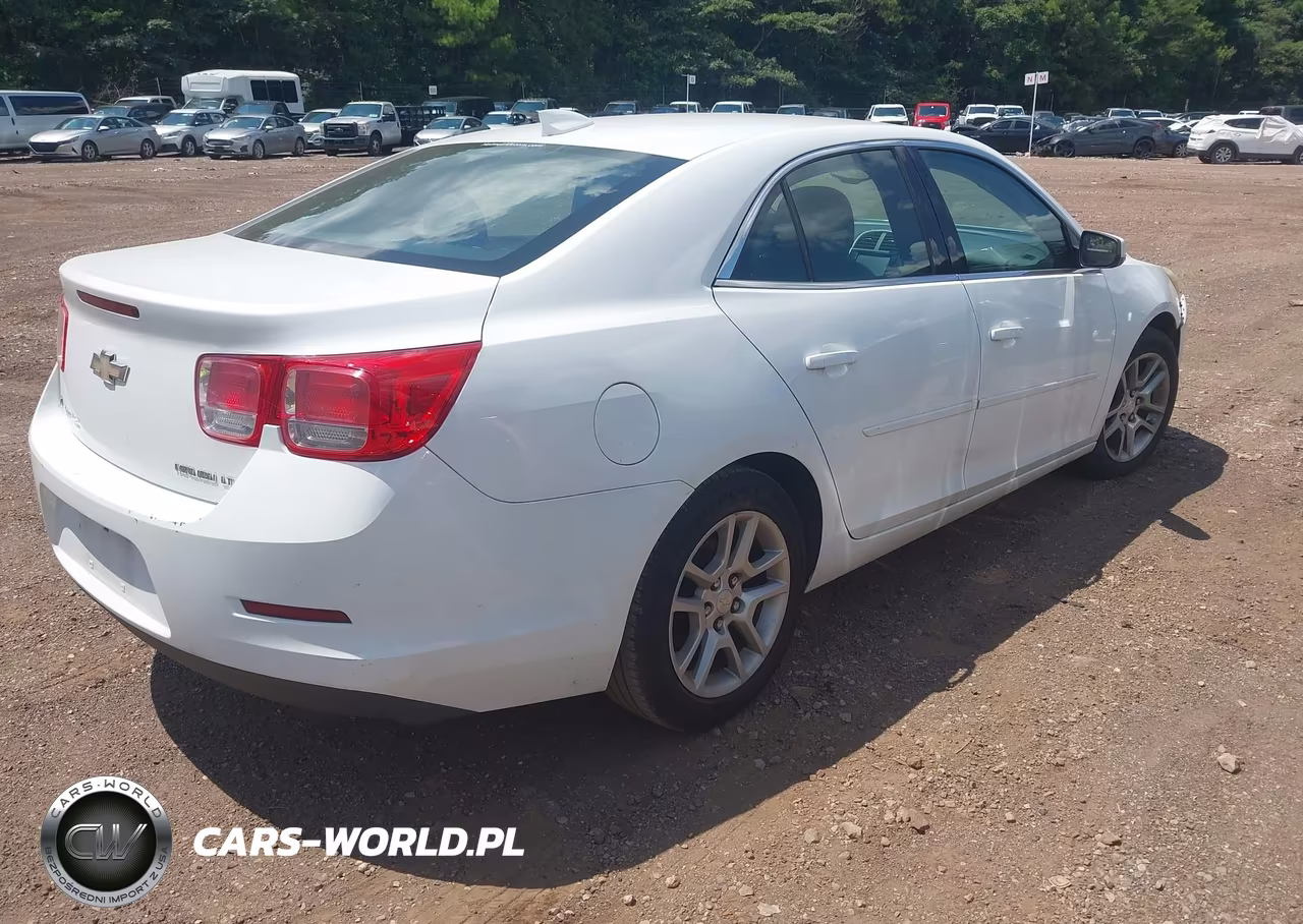 2015 Chevrolet Malibu 1Lt VIN:1G11C5SL5FF187329 - 4