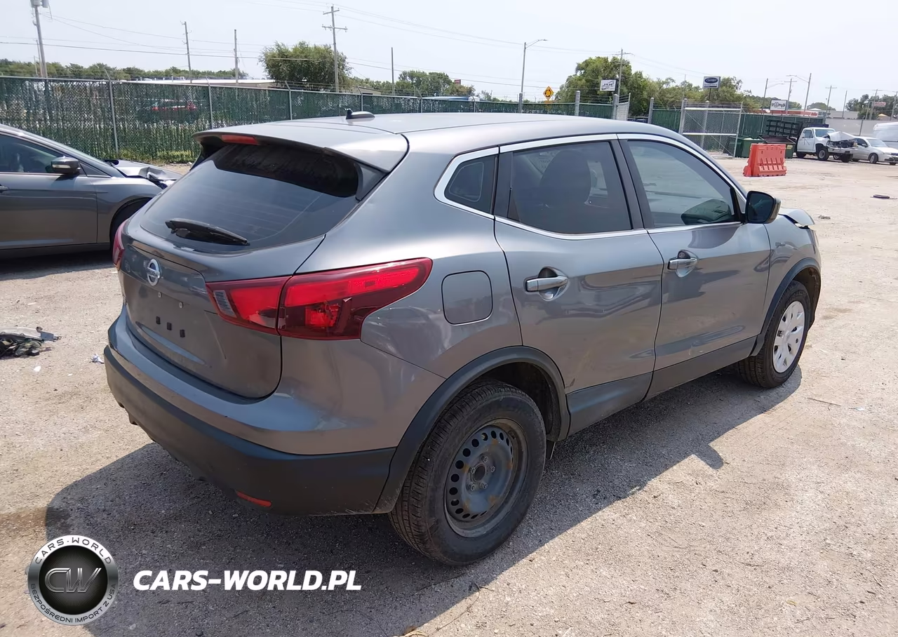 2019 Nissan Rogue Sport S VIN:JN1BJ1CP2KW222191 - 4