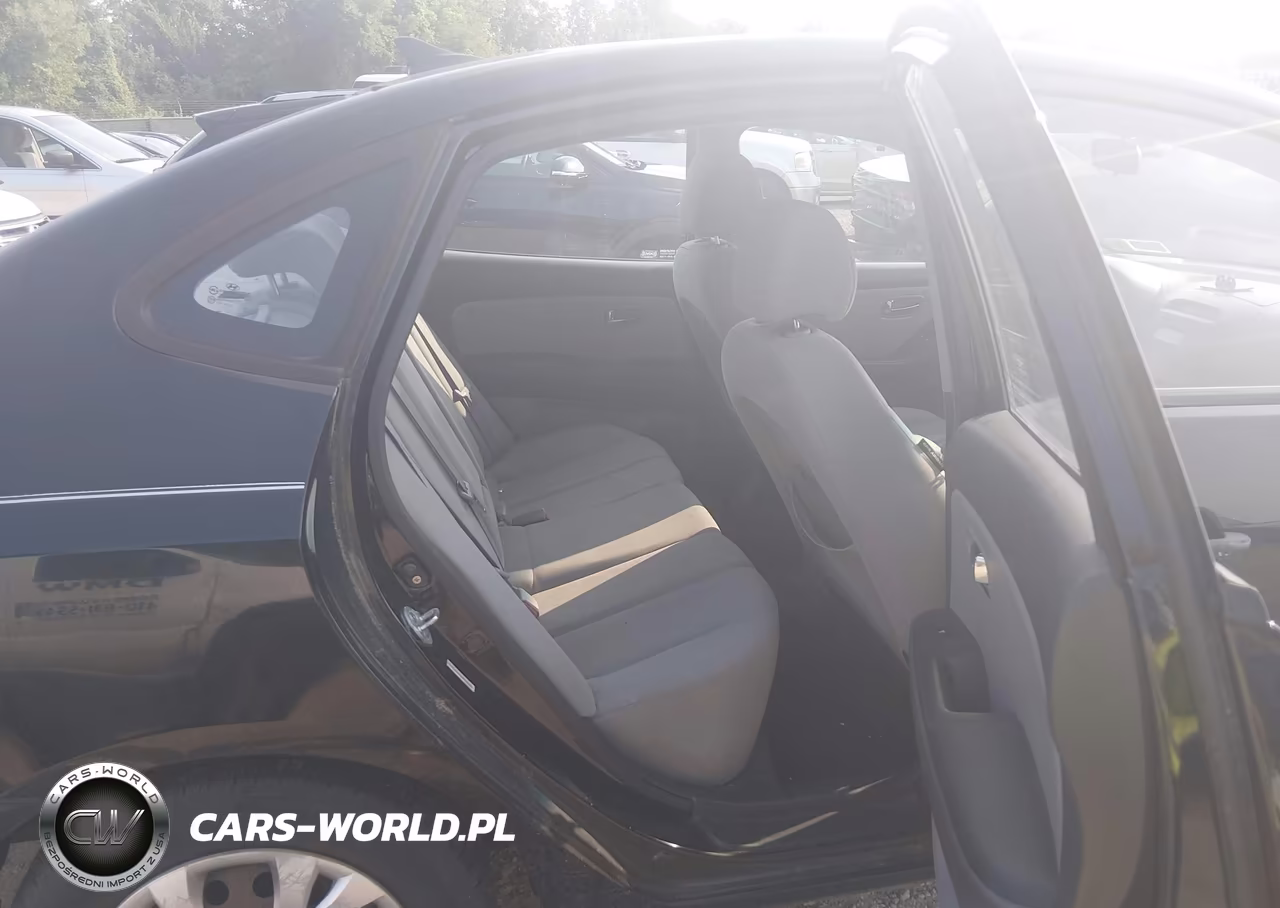2010 Hyundai Elantra Gls VIN:KMHDU4ADXAU189955 - 8