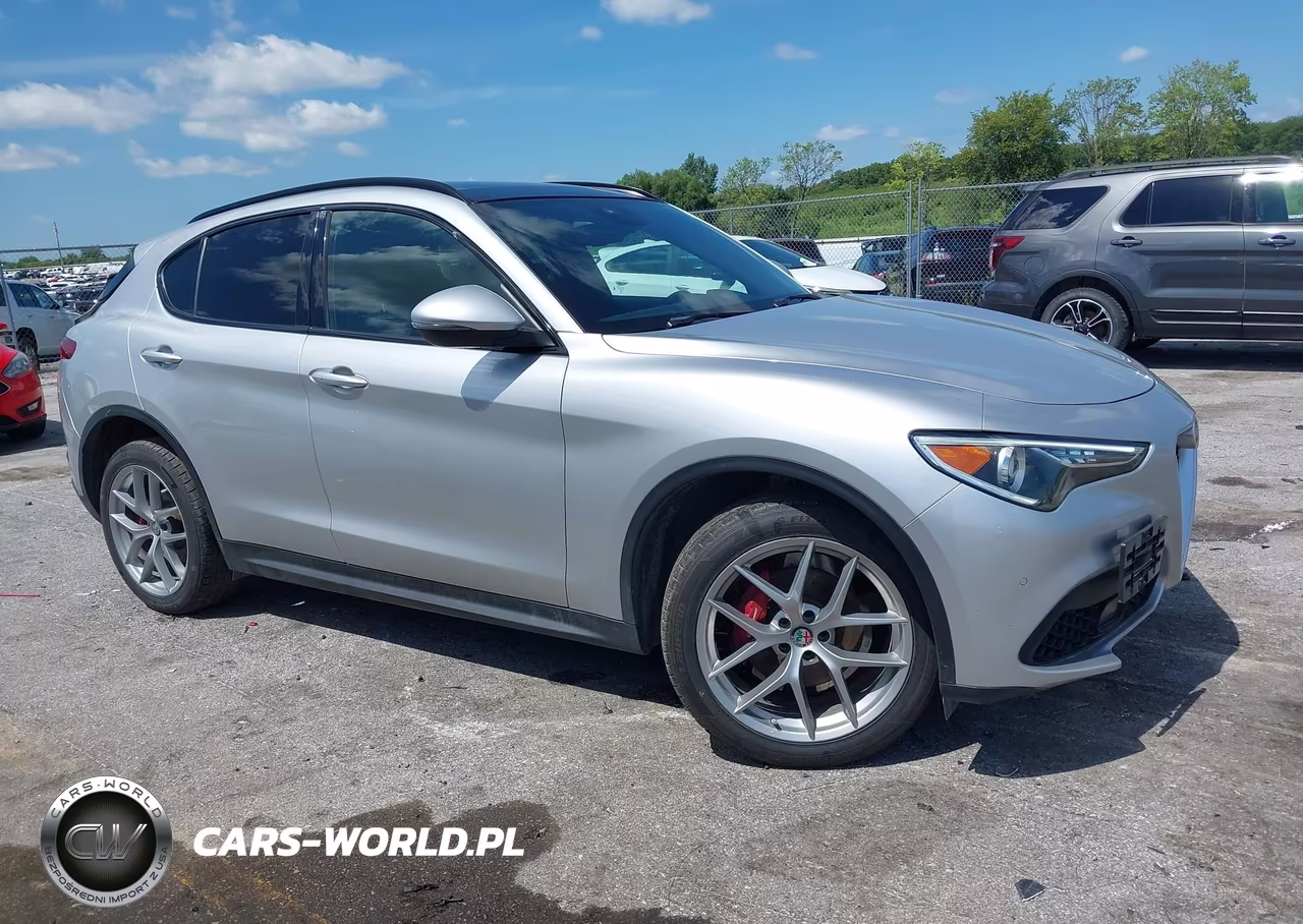 2018 Alfa Romeo Stelvio Ti Sport Awd VIN:ZASFAKNN0J7C01940 - 13