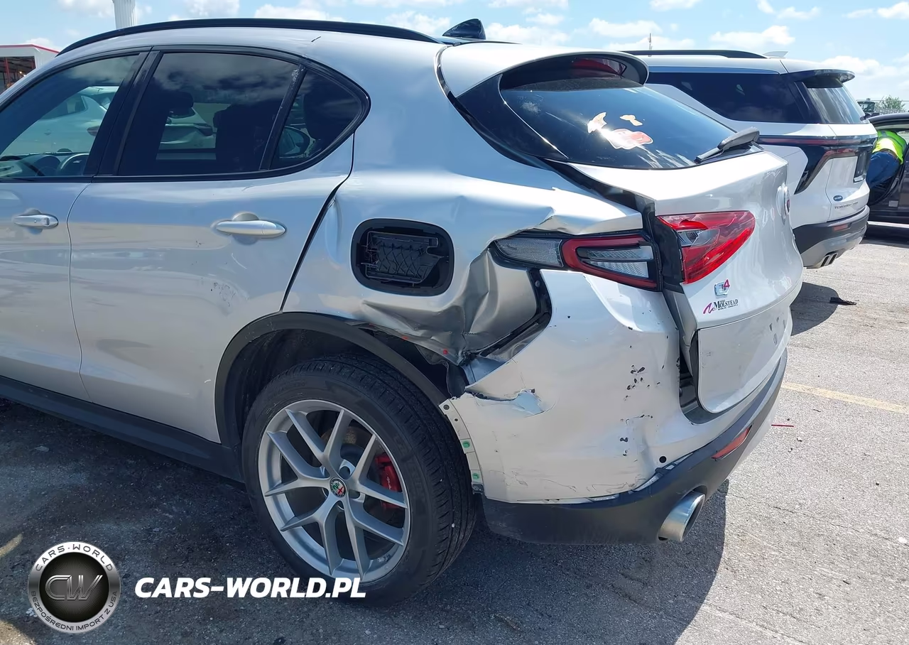 2018 Alfa Romeo Stelvio Ti Sport Awd VIN:ZASFAKNN0J7C01940 - 6