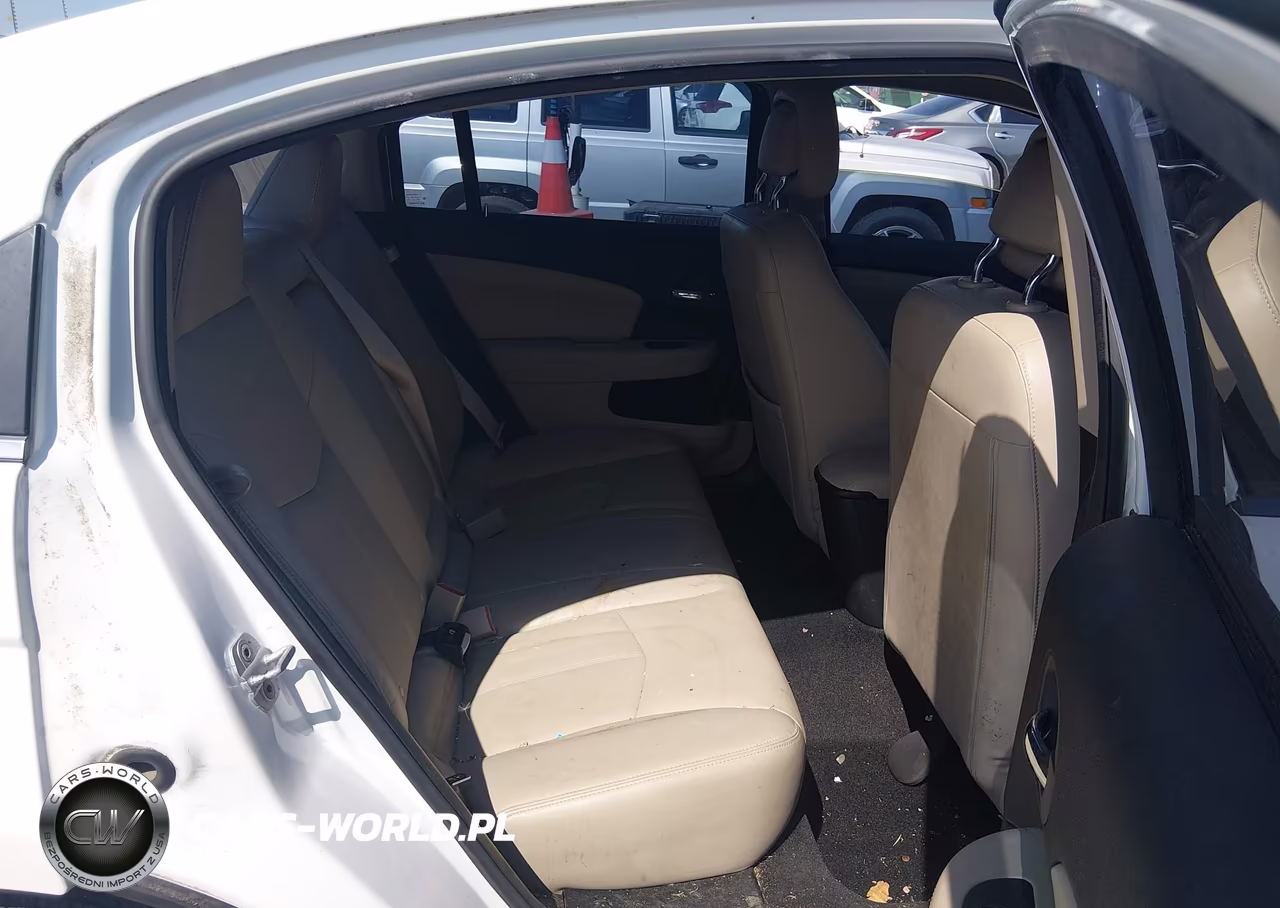 2012 Chrysler 200 Limited VIN:1C3CCBCG8CN284661 - 8