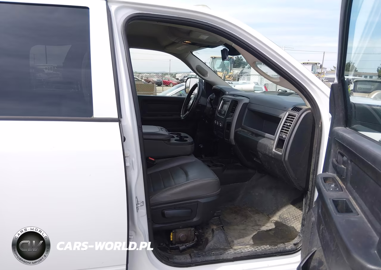 2016 Ram 3500 Chassis Tradesman-Slt-Laramie VIN:3C7WRTCJ1GG340479 - 5