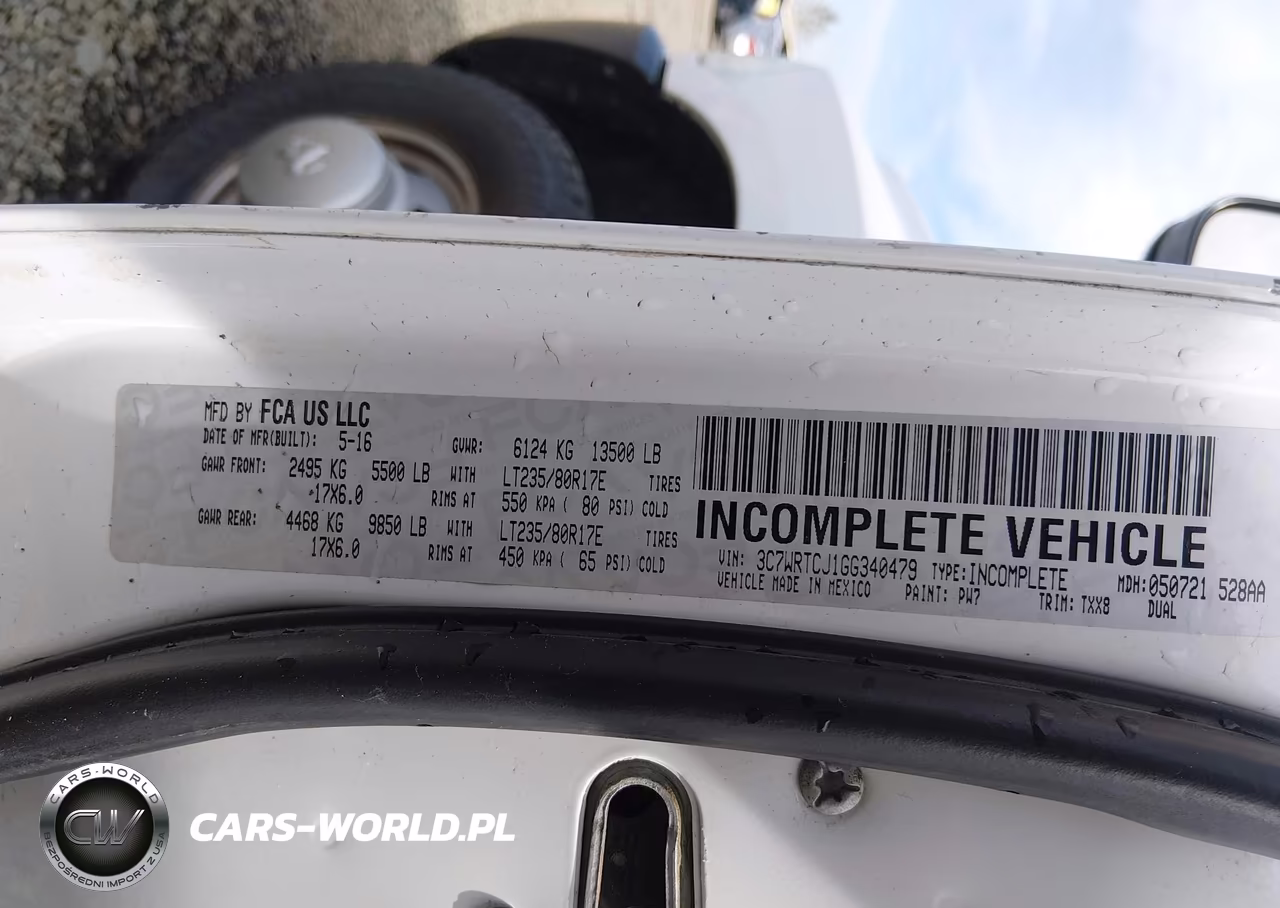 2016 Ram 3500 Chassis Tradesman-Slt-Laramie VIN:3C7WRTCJ1GG340479 - 9