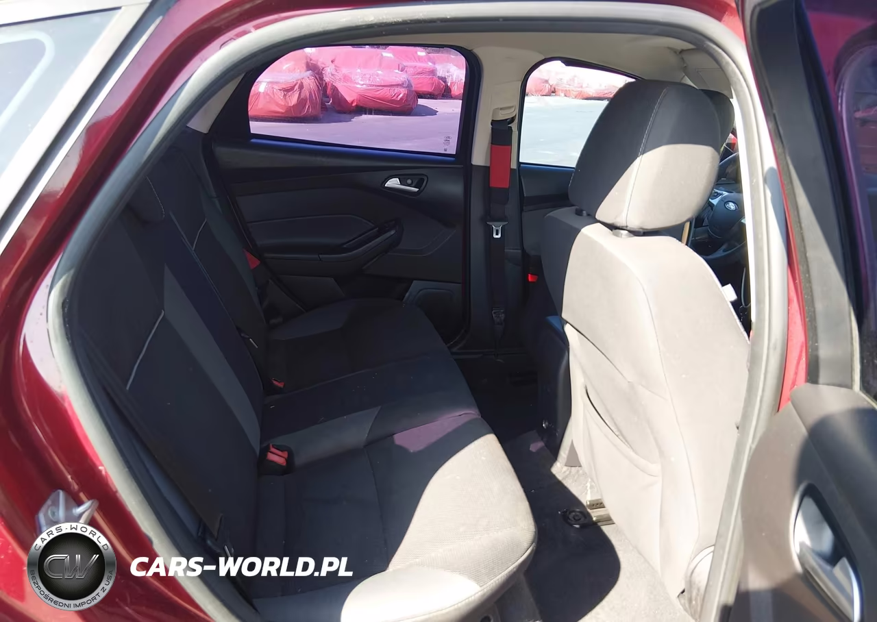 2014 Ford Focus Se VIN:1FADP3K25EL238032 - 8