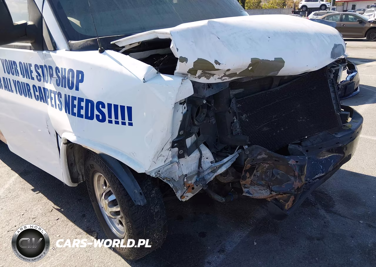 2005 Chevrolet Express VIN:1GCGG25V151267160 - 13