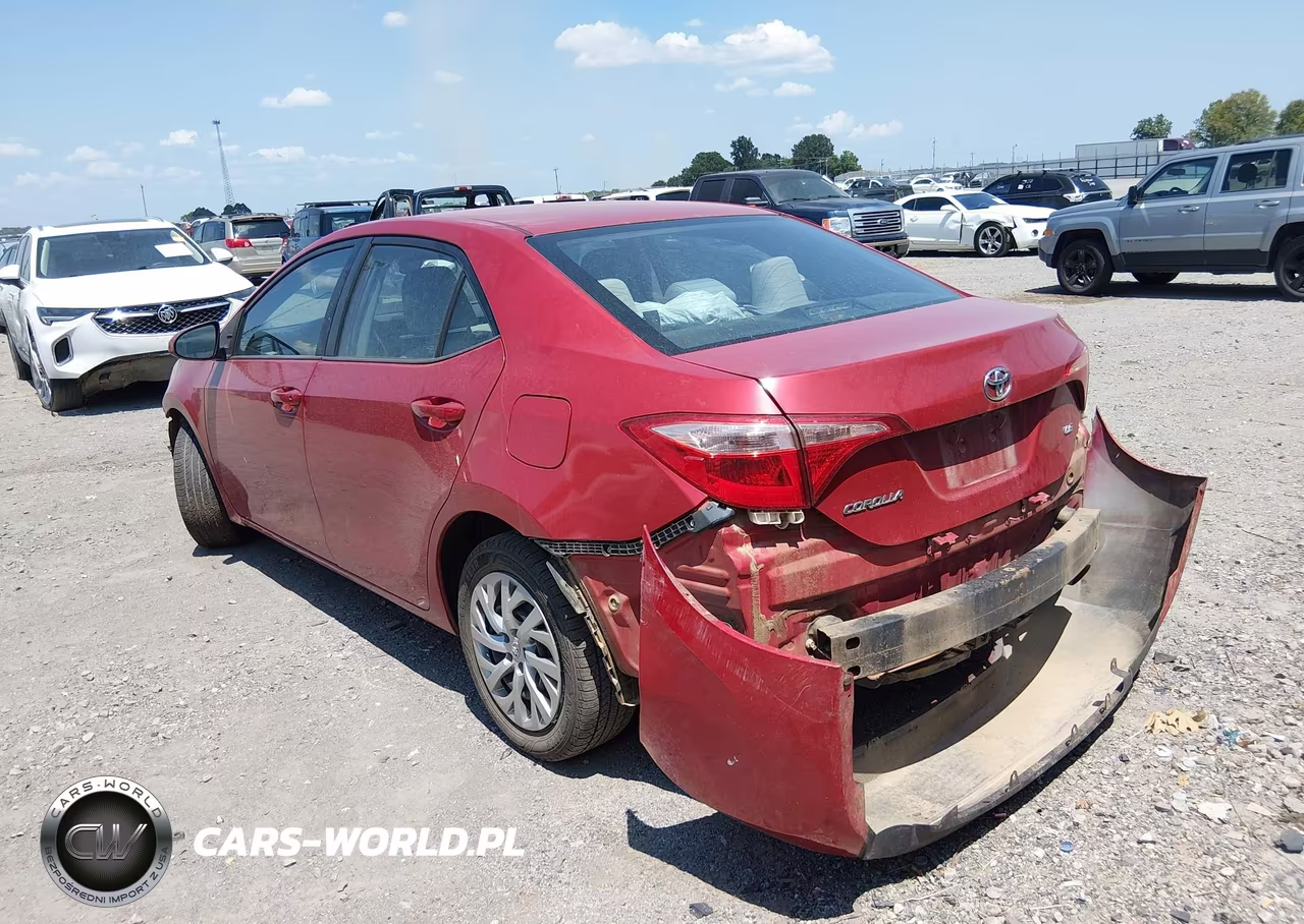 2017 Toyota Corolla Le VIN:5YFBURHE0HP610452 - 3