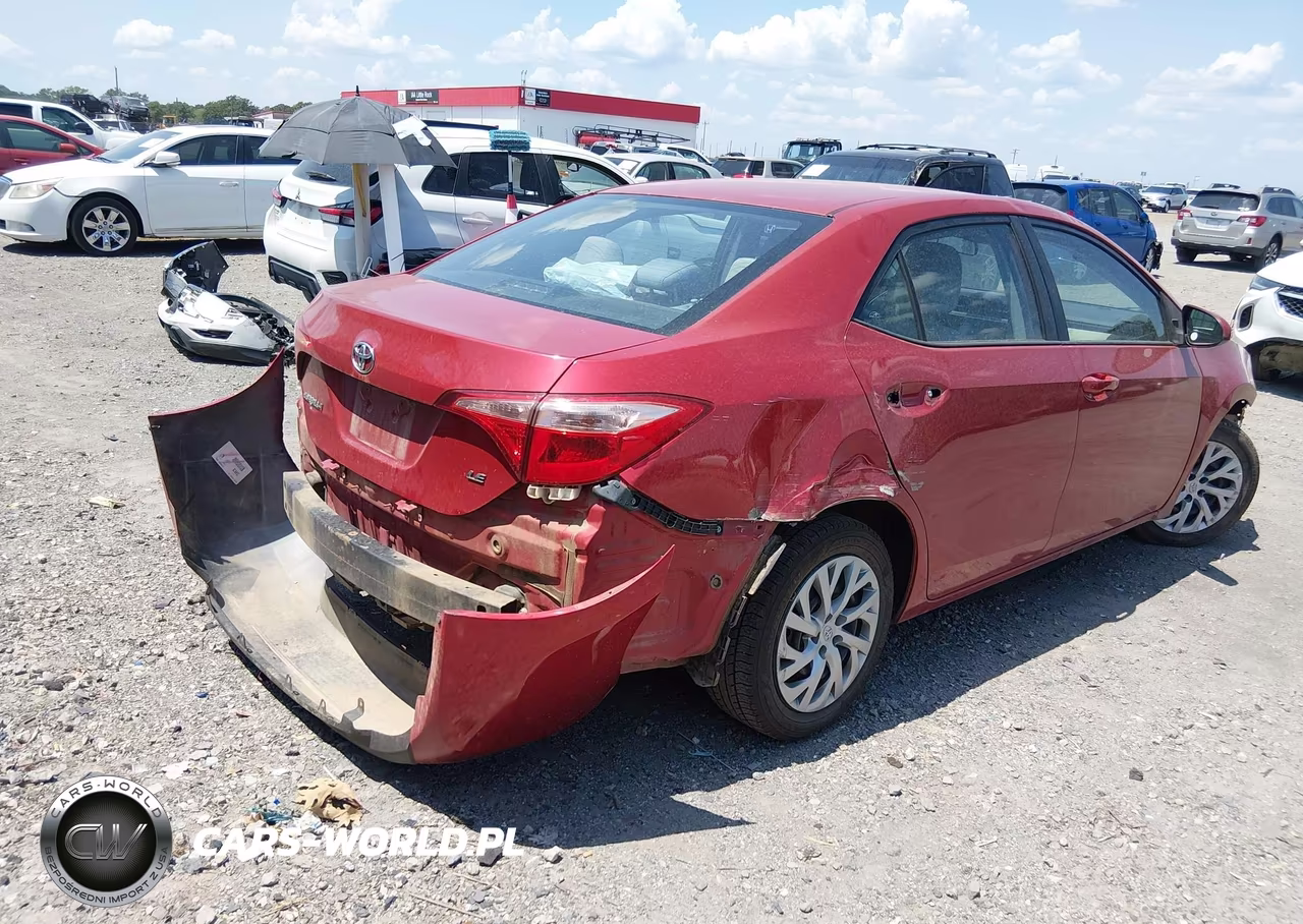 2017 Toyota Corolla Le VIN:5YFBURHE0HP610452 - 4