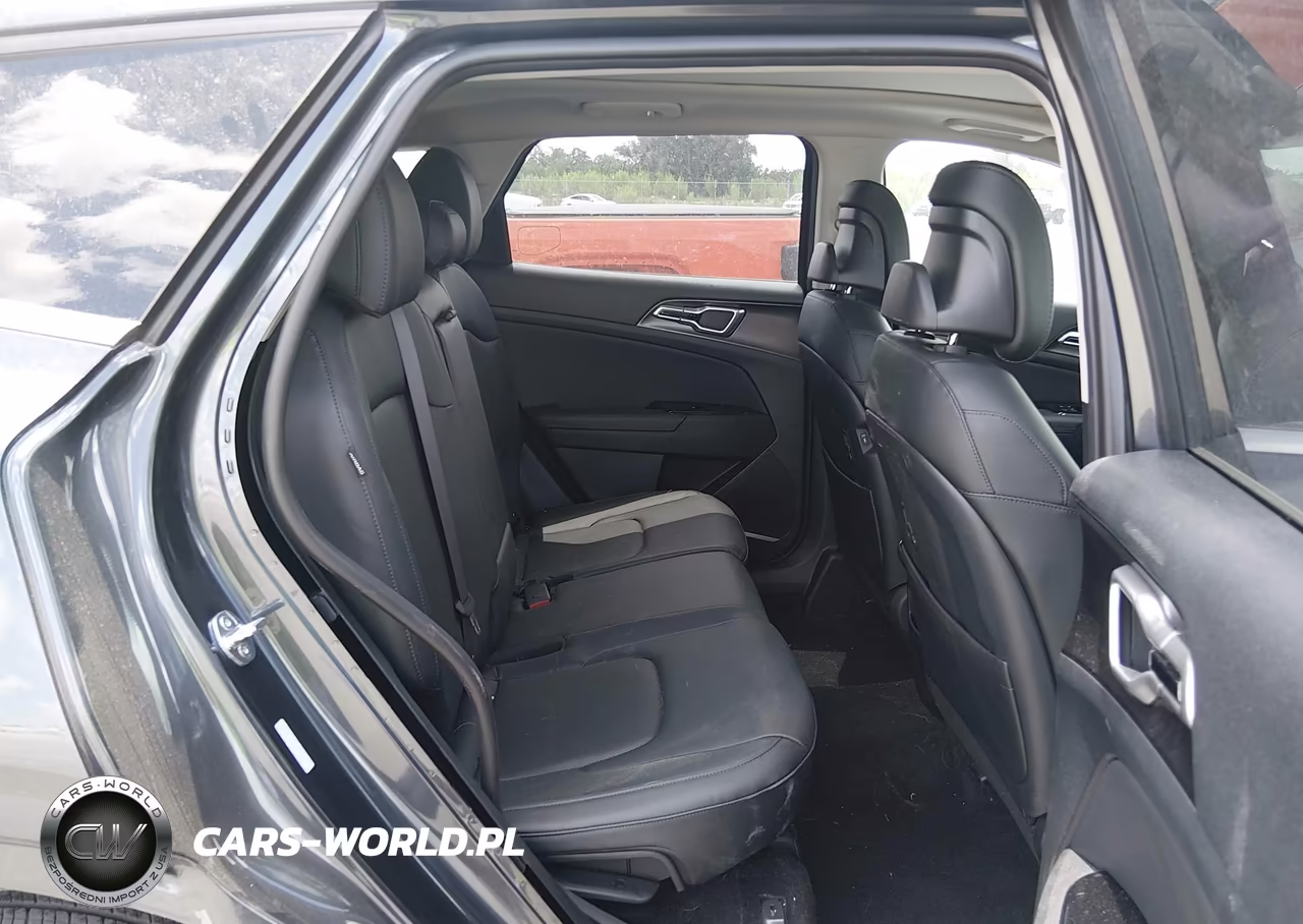 2025 Kia Sportage Ex VIN:5XYK33DF3SG249129 - 8