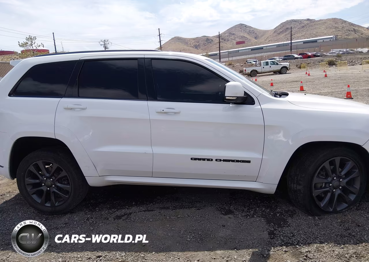 2018 Jeep Grand Cherokee High Altitude 4X4 VIN:1C4RJFCG0JC453017 - 13