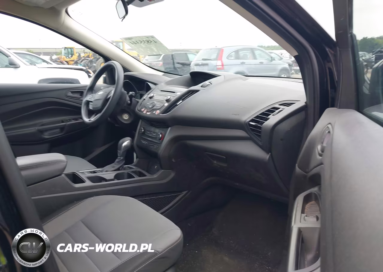 2018 Ford Escape S VIN:1FMCU0F73JUD17475 - 5