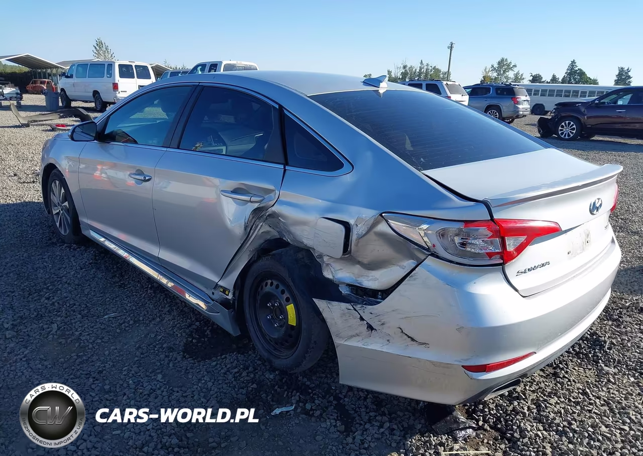 2015 Hyundai Sonata Sport VIN:5NPE34AFXFH022736 - 6