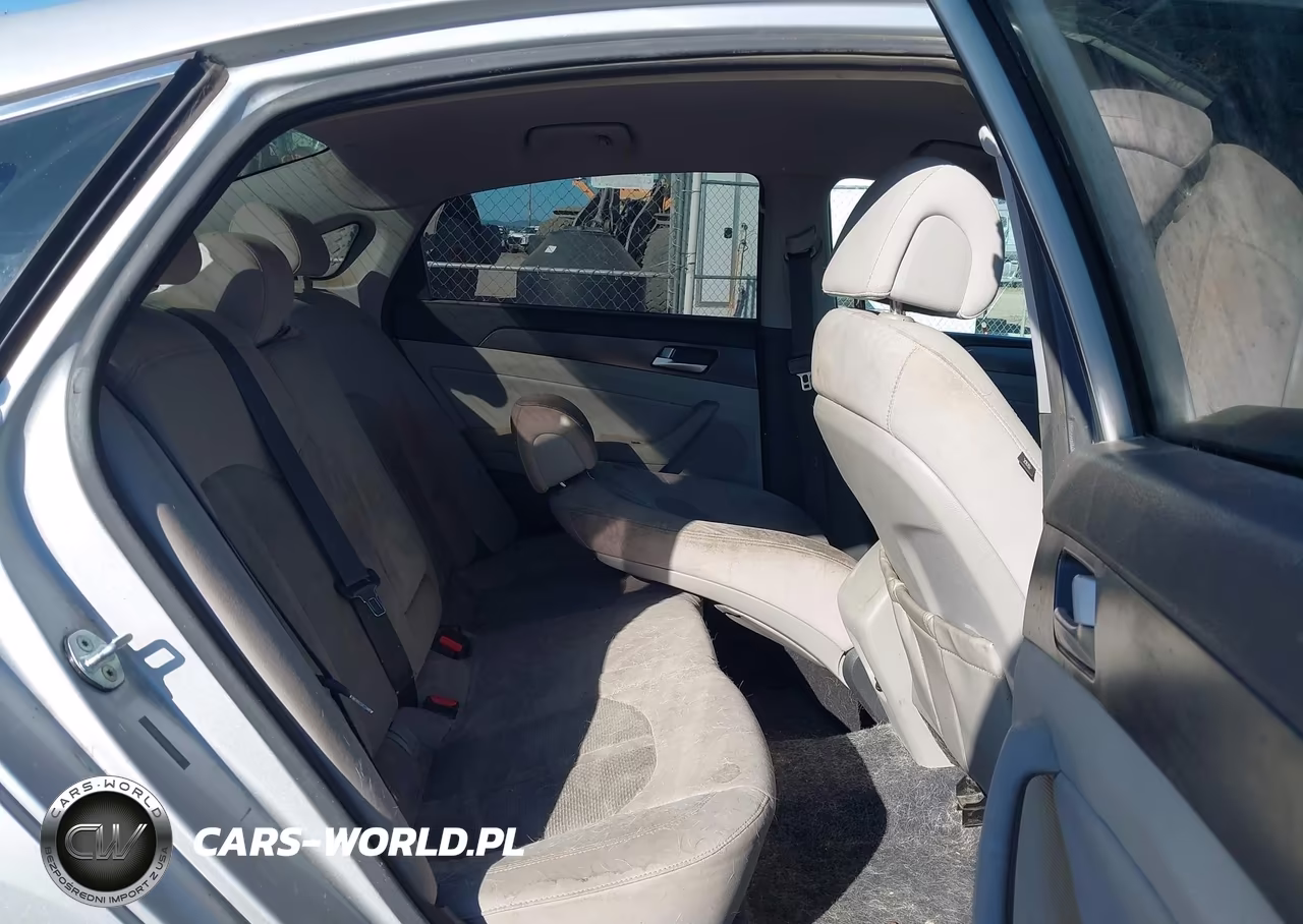 2015 Hyundai Sonata Sport VIN:5NPE34AFXFH022736 - 8