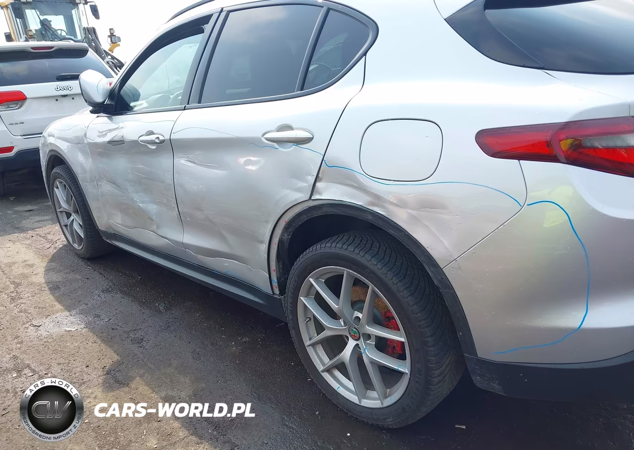 2018 Alfa Romeo Stelvio Ti Sport Awd VIN:ZASFAKNN5J7C03425 - 17