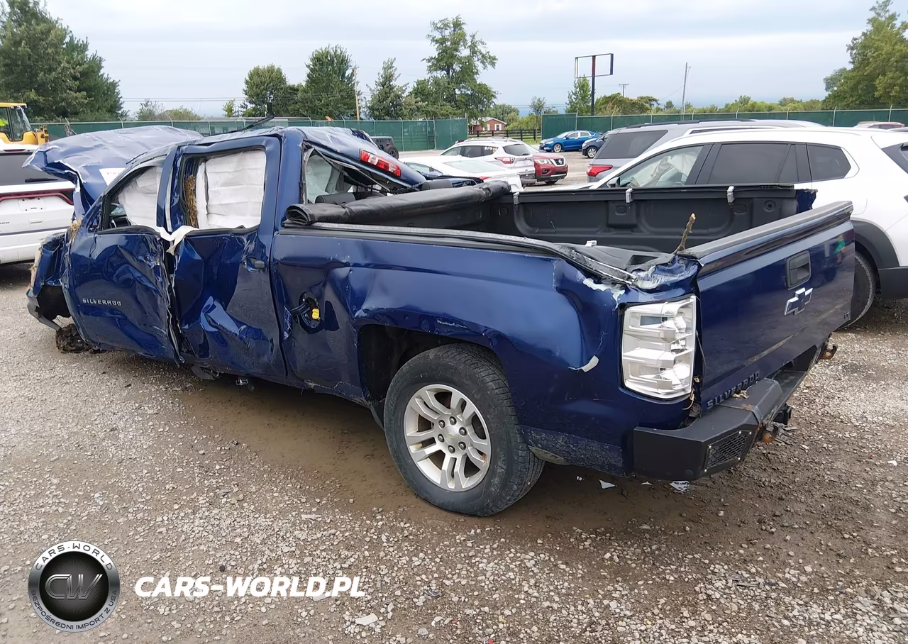 2014 Chevrolet Silverado 1500 1Lt VIN:1GCUKREC2EF193999 - 3