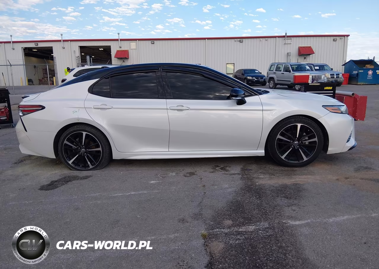 2018 Toyota Camry Xse V6 VIN:4T1BZ1HK6JU010743 - 14