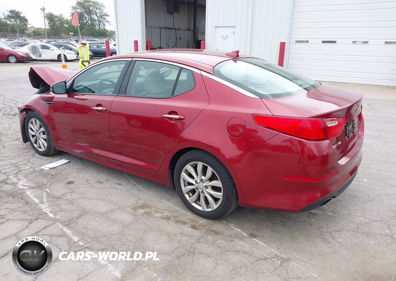 2015 Kia Optima Lx VIN:5XXGM4A77FG464884 - 3