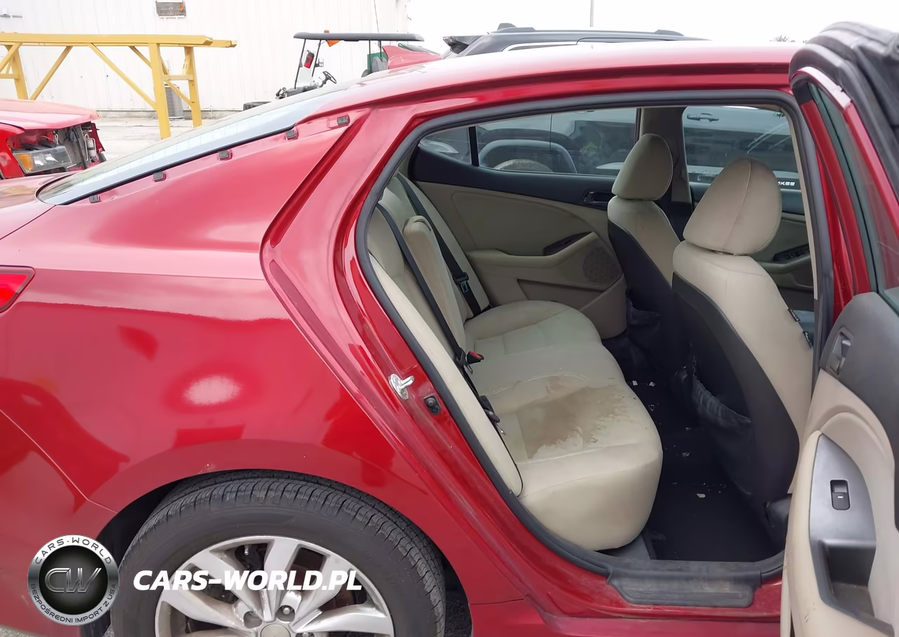 2015 Kia Optima Lx VIN:5XXGM4A77FG464884 - 8