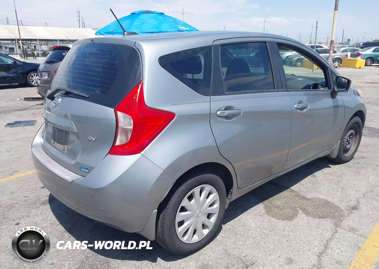 2015 Nissan Versa Note Sv VIN:3N1CE2CPXFL400956 - 4
