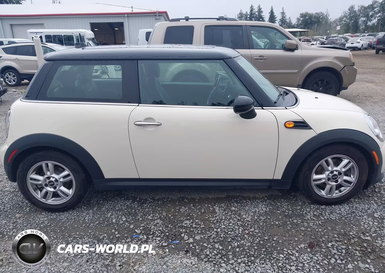 2013 Mini Hardtop Cooper VIN:WMWSU3C54DT680833 - 13