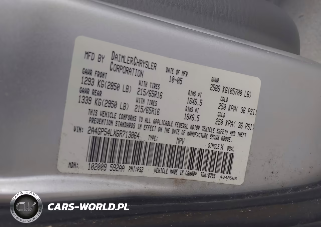 2006 Chrysler Town & Country Touring VIN:2A4GP54LX6R713864 - 9