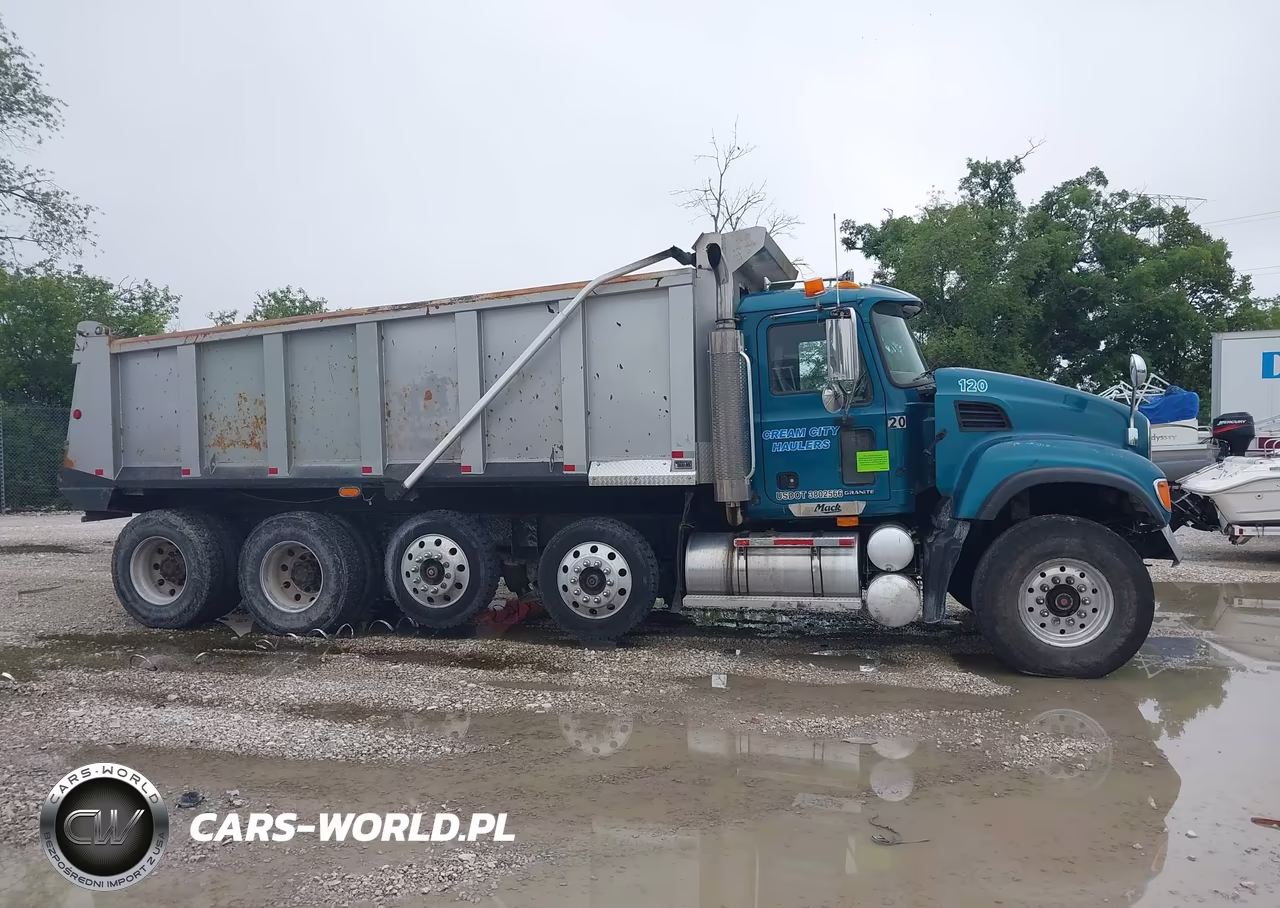 2005 Mack 700 Cv700 VIN:1M2AG10C35M015796 - 13