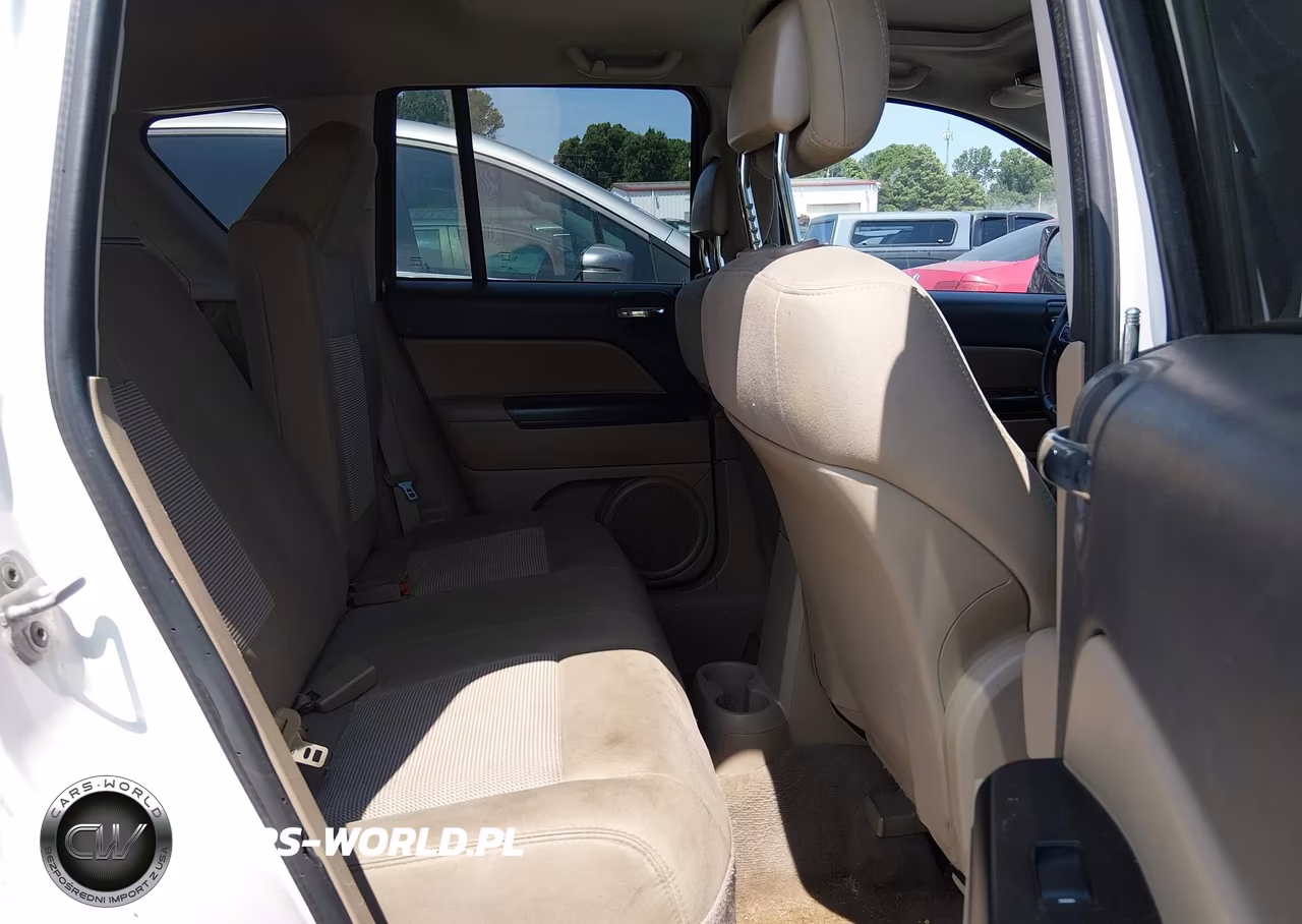 2011 Jeep Compass VIN:1J4NT1FB8BD190082 - 8