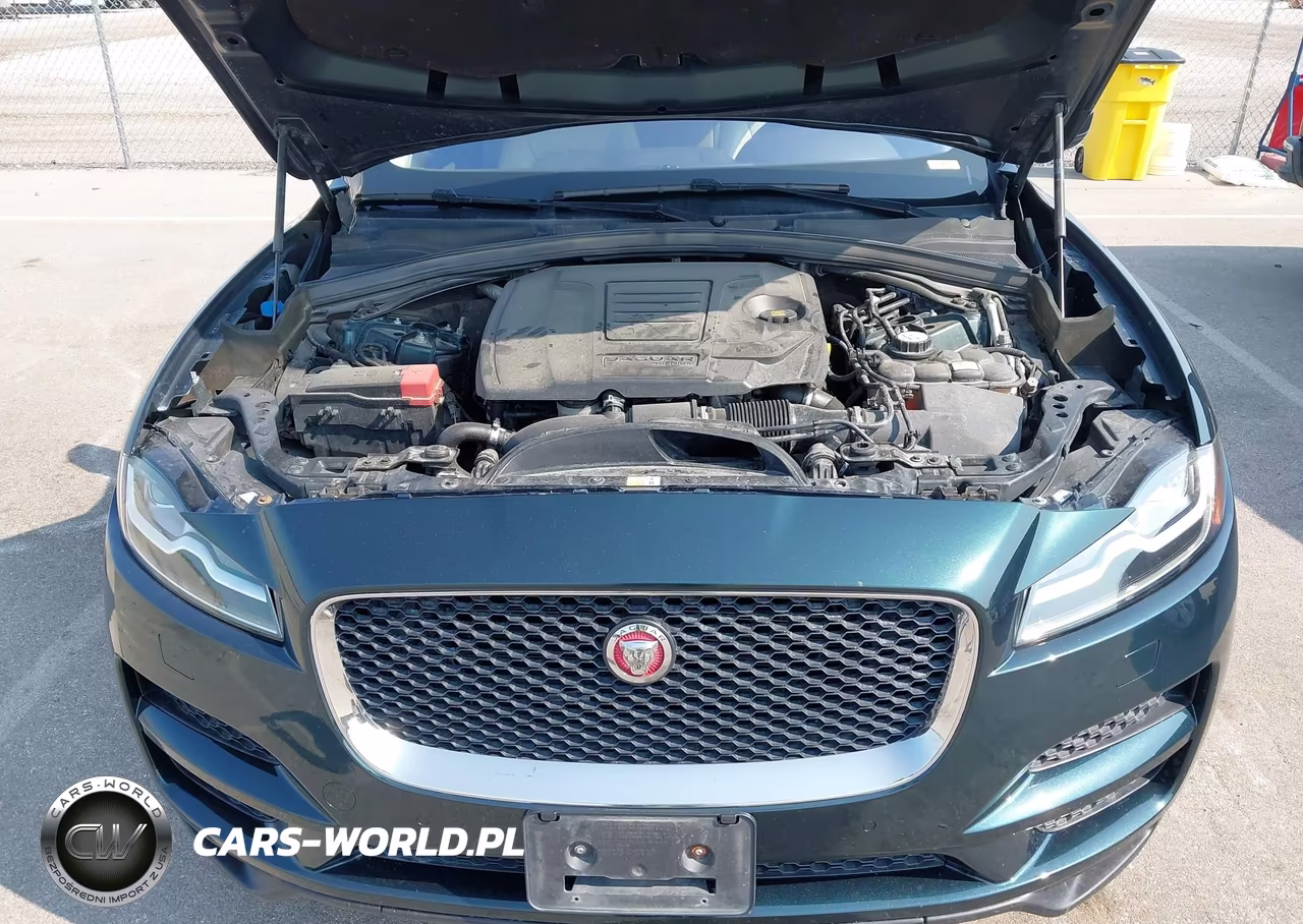2018 Jaguar F-Pace 30T Prestige VIN:SADCK2GX1JA283014 - 10