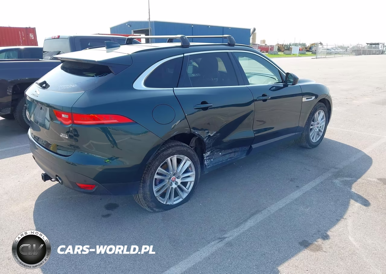 2018 Jaguar F-Pace 30T Prestige VIN:SADCK2GX1JA283014 - 4