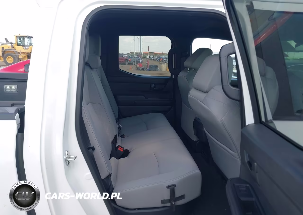 2026 Toyota Tacoma Sr5 VIN:3TMLB5JN0TM266439 - 8