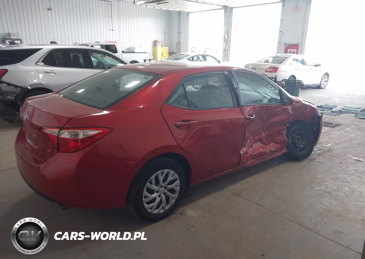 2017 Toyota Corolla Le VIN:5YFBURHE9HP569299 - 4