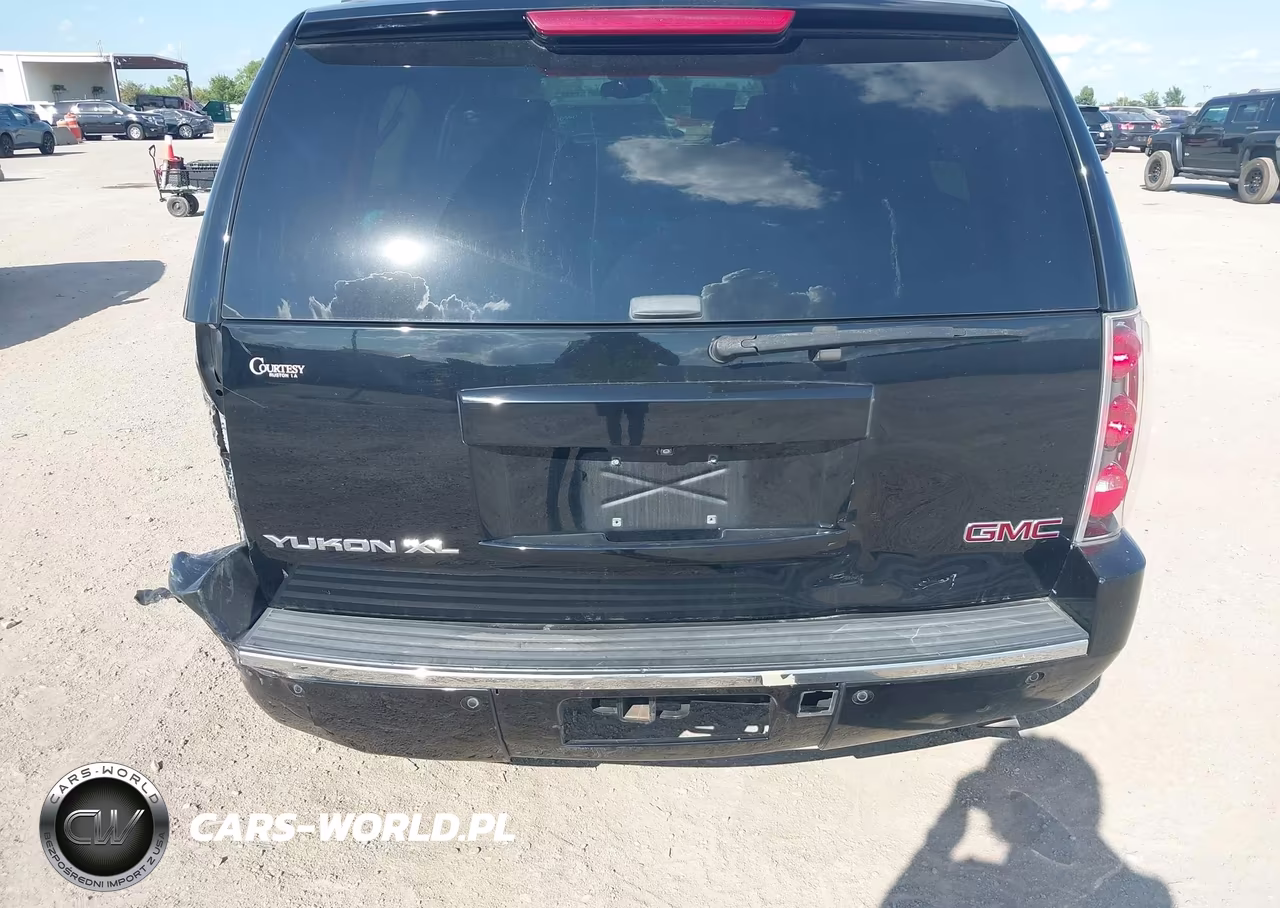 2014 GMC Yukon Xl 1500 Denali VIN:1GKS1MEF0ER168416 - 17