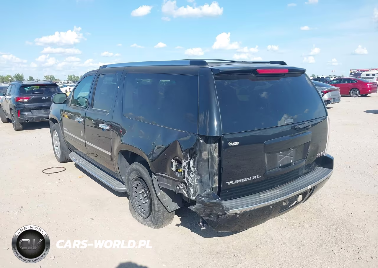 2014 GMC Yukon Xl 1500 Denali VIN:1GKS1MEF0ER168416 - 3