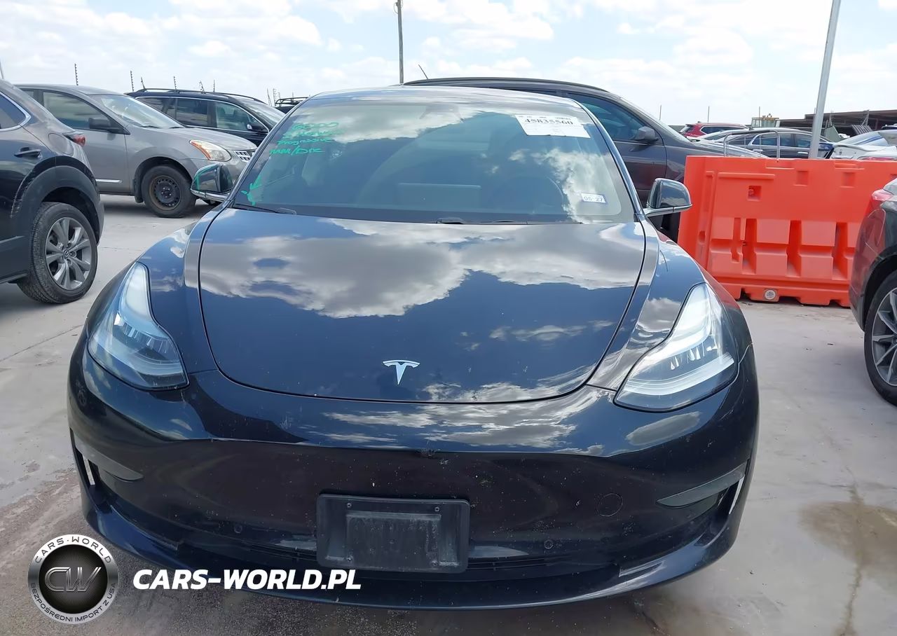 2018 Tesla Model 3 Long Range-Mid Range VIN:5YJ3E1EA0JF028339 - 12